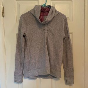 Lululemon “In a Cinch Long Sleeve T-Shirt” Size 8